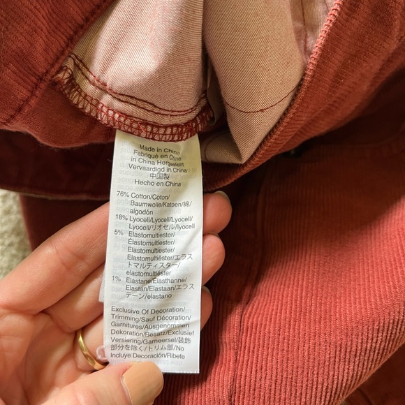 Madewell Cali Demi Boot Red Cropped Corduroy Pants Jeans Size 23 Button Front - Picture 4 of 11